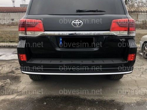 Обвіс спідниця заднього бампера Executive Lounge Toyota Land Cruiser 200 стиль 2019 / 2021 з хромом, колір чорний