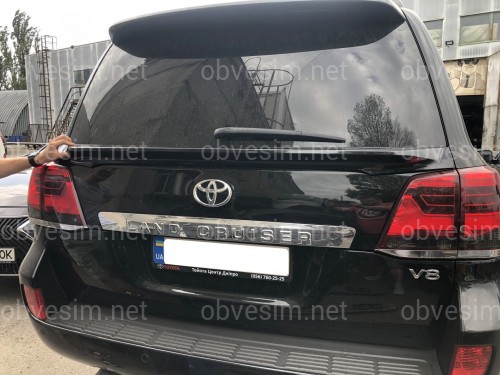 Спойлер під скло WALD Toyota Land Cruiser 200 2008-2016 ABS пластик колір чорний