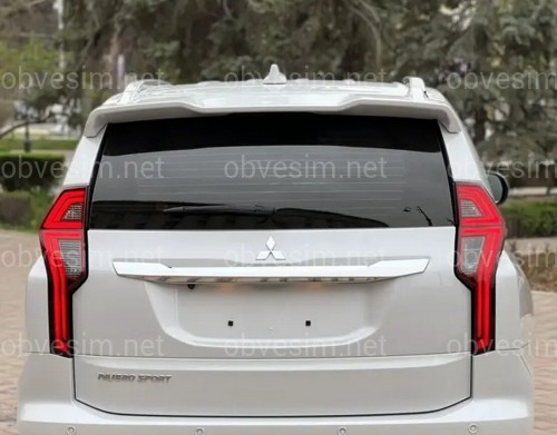Спойлер козирок Mitsubishi Pajero Sport рестайлінг 2020+ ABS пластик під фарбування