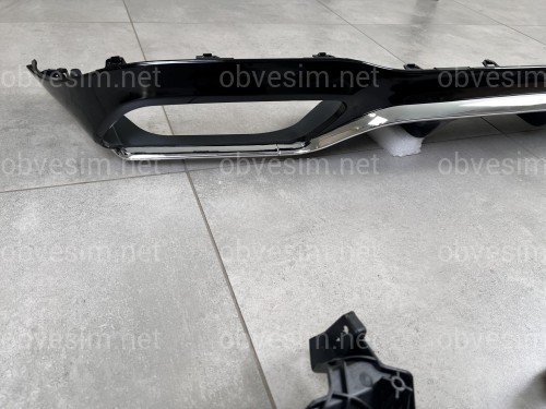 Накладка заднього бампера (дифузор) AMG чорна з хромом Mercedes E-Class W213 2016-2020