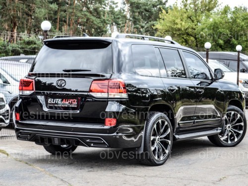 Обвіс тюнінг заднього бампера WALD Toyota Land Cruiser 200 2016-2022 колір чорний