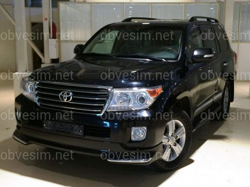 Спідниця переднього бампера Toyota Land Cruiser 200 2012-2015 у чорному кольорі