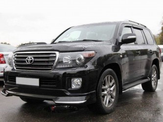 Спідниця переднього бампера Toyota Land Cruiser 200 2012-2015 у чорному кольорі