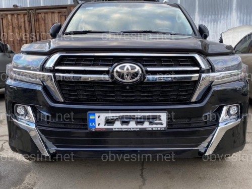 Обвіс спідниця переднього бампера Executive Lounge Toyota Land Cruiser 200 стиль 2021 колір чорний