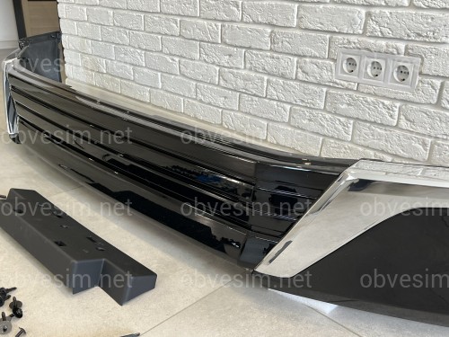 Обвіс спідниця переднього бампера Executive Lounge Toyota Land Cruiser 200 стиль 2021 колір чорний