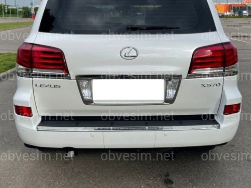 Заглушка бампера під фаркоп (не F-Sport) Lexus LX 570 2012-2015