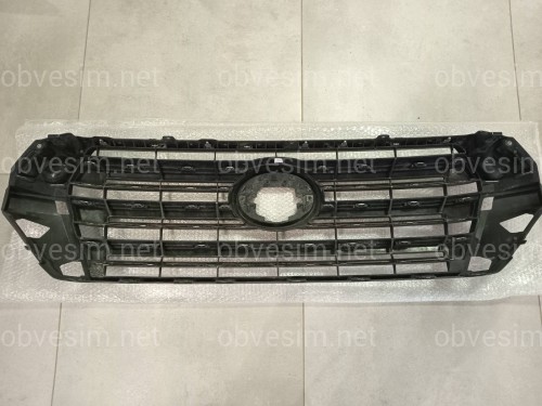 Б/У Оригінальна решітка радіатора Toyota Land Cruiser 200 16-22