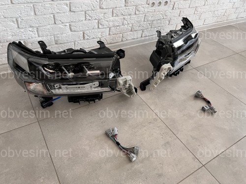 Фари FULL LED 3 лінзи Toyota Land Cruiser 200 2015-2022 (ліва+права)