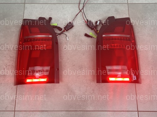 Задні LED ліхтарі стиль Multivan T6.1 2020+ для Volkswagen T6 2015-2019 ляда 2шт.