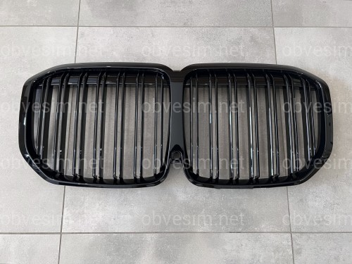 Решітка радіатора ніздрі M-Look для BMW X7 G07 2019-2022 черный глянец