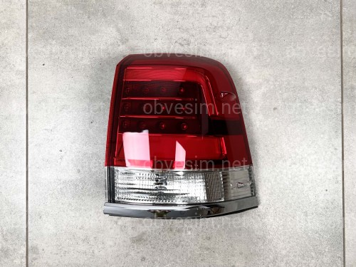 Задній правий зовнішній ліхтар OEM Toyota Land Cruiser 200 2016-2021