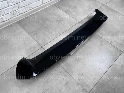 Спойлер козирок Hyundai I 30 2007-2011 хетчбек ABS пластик, колір чорний глянець