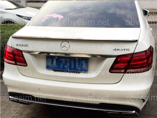 Спойлер лип на багажник Mercedes W212 2009-2016 ABS пластик колір чорний глянець