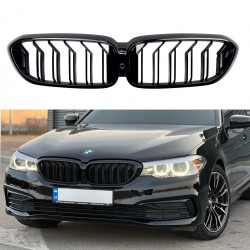 Решітки радіатора ніздрі стиль M5 LCI 2021 для BMW series G30 / G31 2017-2020 чорний глянець 2шт.