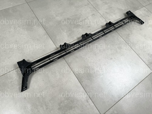 Нижня решітка бампера 531120G020 Toyota Land Cruiser Prado 150 2013-2017