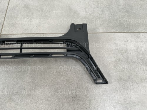 Нижня решітка бампера 531120G020 Toyota Land Cruiser Prado 150 2013-2017