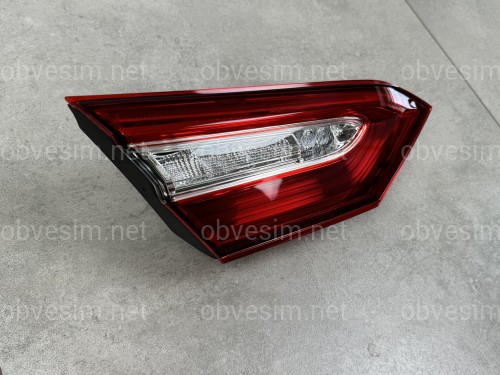 Задній ліхтар лівий внутрішній FULL LED Toyota Camry 70 ЄВРОПА ТА АМЕРИКА 2017-2020 1шт.
