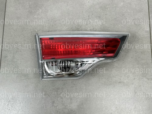 Задній ліхтар лівий внутрішній Toyota Highlander 2014-2016