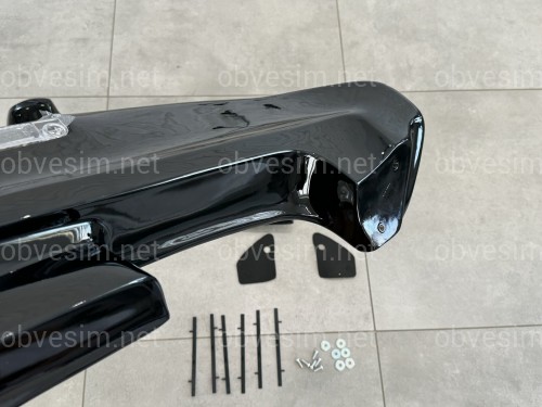 Спойлер козирок Toyota Land Cruiser 105 1998-2007 распашонка 2 двери ABS пластик, чорний глянець