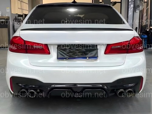 Дифузор накладка заднього бампера Competition style BMW 5 series G30 2017-2023