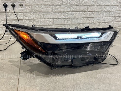 LED фара права рестайлінг 2023 для Toyota Rav-4  USA 2018-