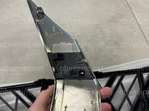 Решітка TRD з віями для галоген оптики Toyota Land Cruiser Prado 150 2018-2023