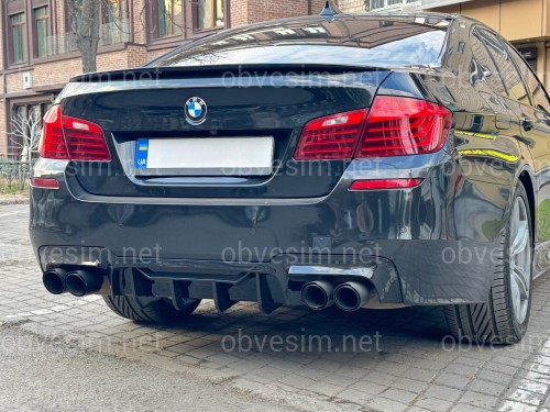 Дифузор накладка заднього бампера Competition стиль BMW 5 series F10 2010-2016 ДО БАМПЕРА М ПАКЕТ, чорний глянець