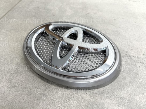 Емблема з подіумом Toyota Land Cruiser Prado 150 2013-2017, колір сірий