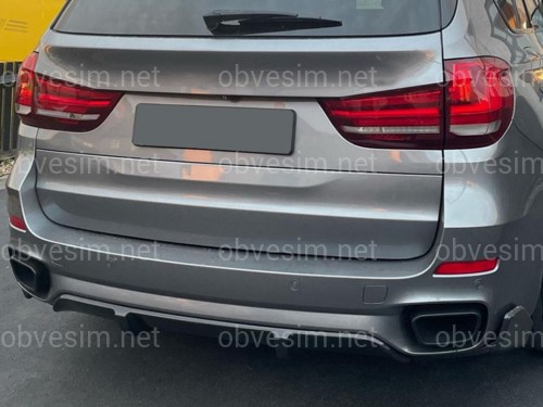 Спідниця заднього бампера M-Perfomance для BMW X5 F15 2013-2018 ЧОРНИЙ ГЛЯНЕЦЬ