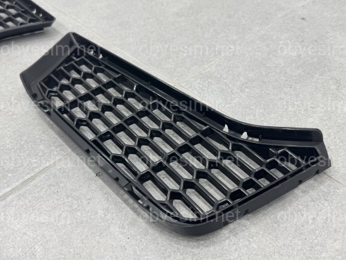 Решітки в бампер M3 look BMW 3 series F30 / F31 2012-2018 L+R