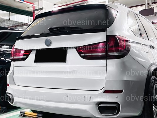 Спойлер під скло (нижній) BMW X5 F15 2013-2018 ABS пластик колір, чорний глянець
