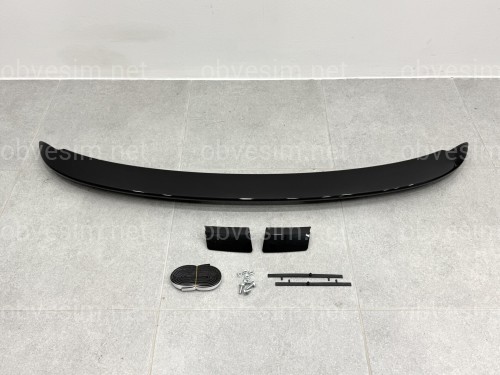 Спойлер козирок на кришку багажника Toyota Yaris 2011-2015 ABS пластик, колір чорний глянець