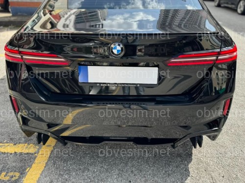 Обвіс юбка заднього бампера M-Performance для BMW 5 series G60 G61 2024-, колір чорний глянець