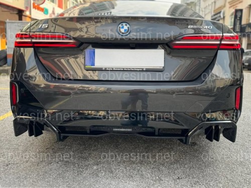 Обвіс юбка заднього бампера M-Performance для BMW 5 series G60 G61 2024-, колір чорний глянець