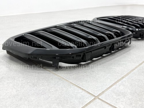 Решітка ніздрі BMW X5 G05 LCI 2023 - під камеру 51135A67CC6