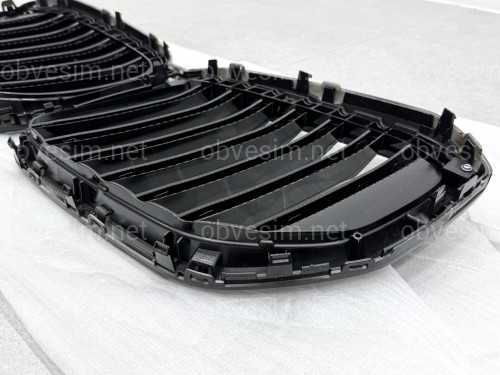 Решітка ніздрі BMW X5 G05 LCI 2023 - під камеру 51135A67CC6