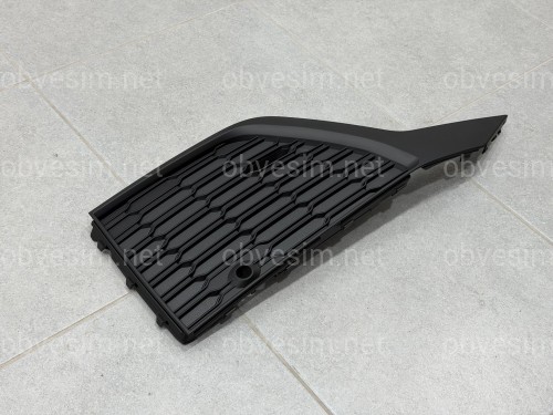 Решітка бампера права 4M0890682B S-Line BLACK для Audi Q7 2020-2024