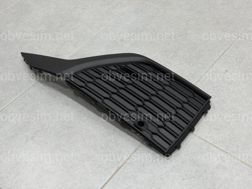 Решітка бампера ліва 4M0890681B S-Line BLACK для Audi Q7 2020-2024