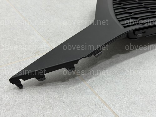 Решітка бампера ліва 4M0890681B S-Line BLACK для Audi Q7 2020-2024