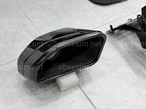 Обвіс M paket LCI для BMW X4 G02 2022-2024 (бампера в зборі, арки, пороги, молдинги, вих. труби)