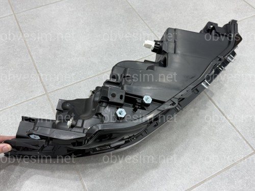 Ліва фара Toyota Camry 80 XSE USA 2023-