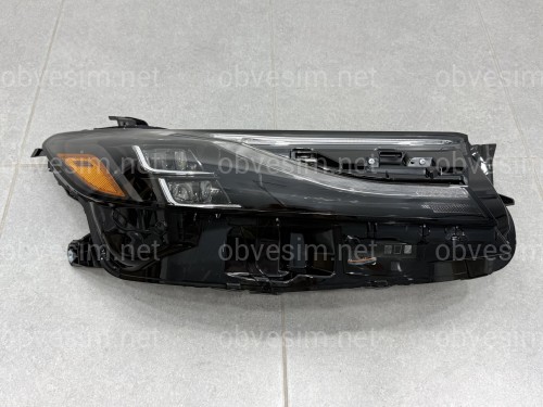 Права фара Toyota Camry 80 XSE USA 2023-