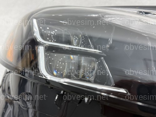 Права фара Toyota Camry 80 XSE USA 2023-