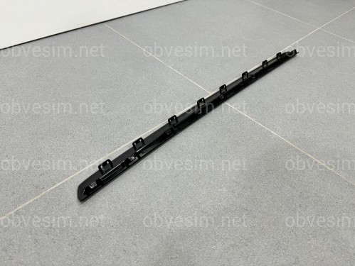 Верхня накладка (решітки) переднього бампера Audi A4/S4/RS4 (B9) 2020-8W0807801/8WD 807 801