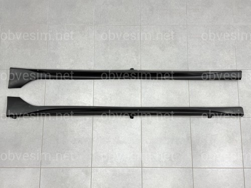 Накладки на пороги R-Line для Volkswagen Golf 8 2021-