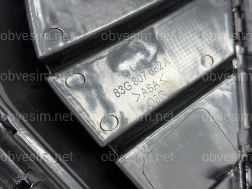 Решітка бампера S-Line BLACK ПРАВА 83G807682A T94 для Audi Q3 2019-