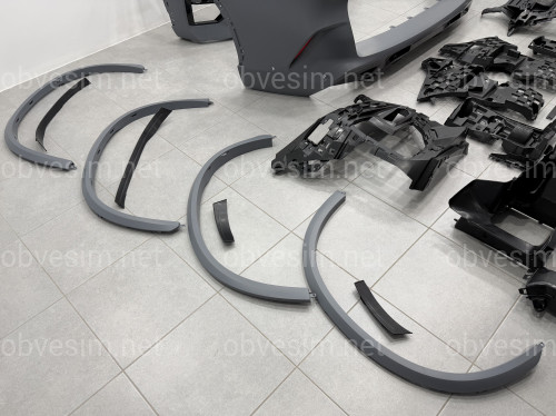 Комплект обвісу X5M F95 BMW для G05 2023-2025 (бампера у зборі, пороги, арки, ніздрі, корпуса дзеркал, зябра, спойлер)