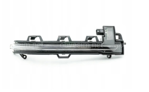 Повторювач повороту правий 63137441440 для BMW X3 X4 X5 X6 X7 G01 G02 G05 G06 G07 63137441440